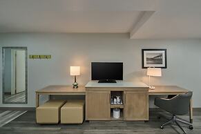 Hampton Inn & Suites Hermosa Beach