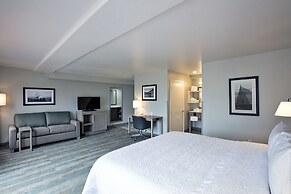 Hampton Inn & Suites Hermosa Beach