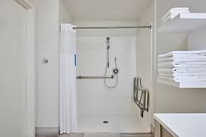 Hampton Inn & Suites Hermosa Beach