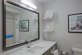 Hampton Inn & Suites Hermosa Beach