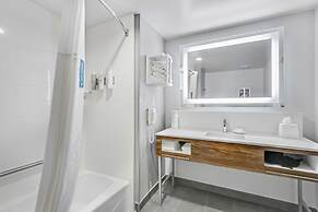 Hampton Inn Houston-Pearland