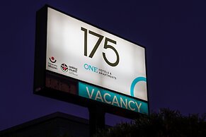 175 One Hotels and Apartments