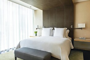 Four Seasons Hotel Tokyo at Marunouchi