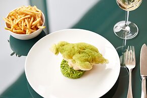 Four Seasons Hotel Tokyo at Marunouchi