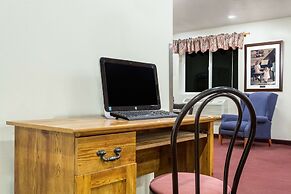 Super 8 by Wyndham Blackfoot