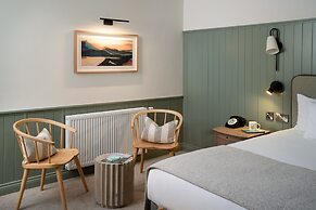 North Lakes Hotel And Spa