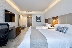 Plaza Diana Hotel