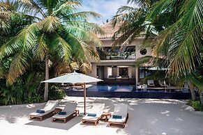 Huvafen Fushi Maldives