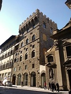 Antica Torre di Via Tornabuoni 1
