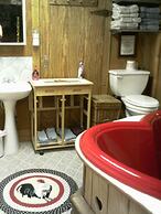 Kennedys Red Barn Inn