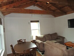 Shorelands Guest Resort and Cottages