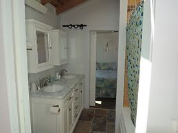 Shorelands Guest Resort and Cottages