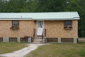 Shorelands Guest Resort and Cottages