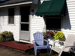 Shorelands Guest Resort and Cottages