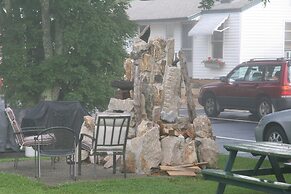 Shorelands Guest Resort and Cottages