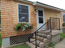 Shorelands Guest Resort and Cottages