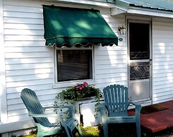 Shorelands Guest Resort and Cottages