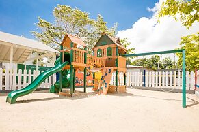 Decameron Club Caribbean Runaway Bay, Ramada All-Inclusive Resort