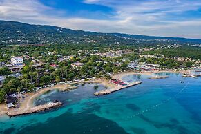 Decameron Club Caribbean Runaway Bay, Ramada All-Inclusive Resort