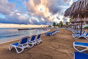 Decameron Club Caribbean Runaway Bay, Ramada All-Inclusive Resort