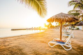 Decameron Club Caribbean Runaway Bay, Ramada All-Inclusive Resort