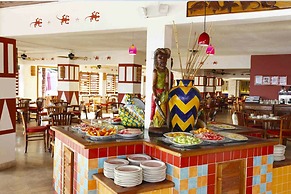 Decameron Club Caribbean Runaway Bay, Ramada All-Inclusive Resort