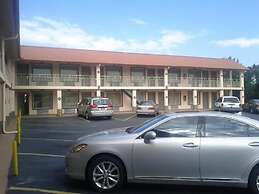 Econo Lodge Calhoun North Damascus