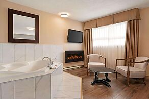 Days Inn by Wyndham Fredericton