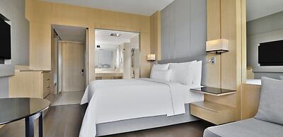 The Westin Mumbai Powai Lake