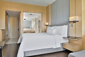 The Westin Mumbai Powai Lake