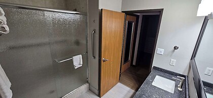 Best Western Firestone Inn & Suites
