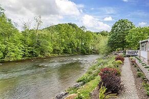 Best Western Plus River Escape Inn & Suites