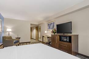 Best Western Plus River Escape Inn & Suites