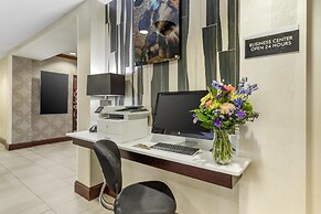 Best Western Plus River Escape Inn & Suites