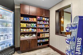 Best Western Plus River Escape Inn & Suites