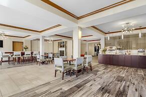 Best Western Plus River Escape Inn & Suites