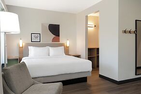 Spark by Hilton Wilmington
