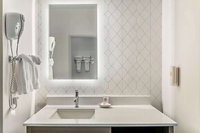 Comfort Suites Redmond Airport