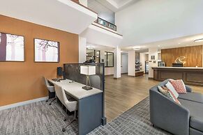 Comfort Suites Redmond Airport