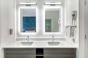 Comfort Suites Redmond Airport