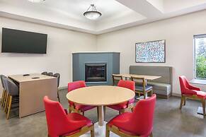 Comfort Suites Redmond Airport