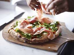 Novotel Sydney West HQ Hotel