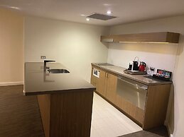 Novotel Sydney West HQ Hotel