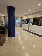 Novotel Sydney West HQ Hotel
