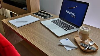 Novotel Sydney West HQ Hotel