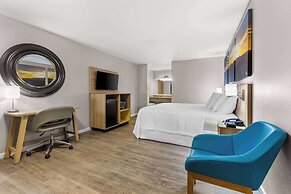 Days Inn by Wyndham Buckeye
