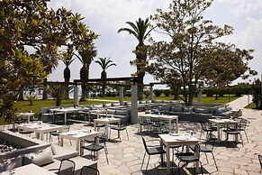 Kassandra Palace Seaside Resort