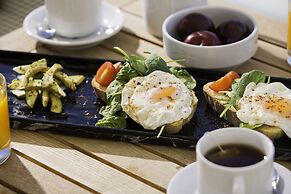 Kassandra Palace Seaside Resort