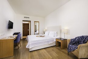 Kassandra Palace Seaside Resort