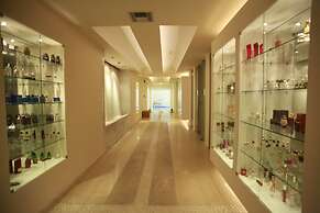 Kassandra Palace Seaside Resort